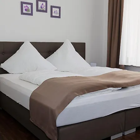 酒店 Huettl - Garni