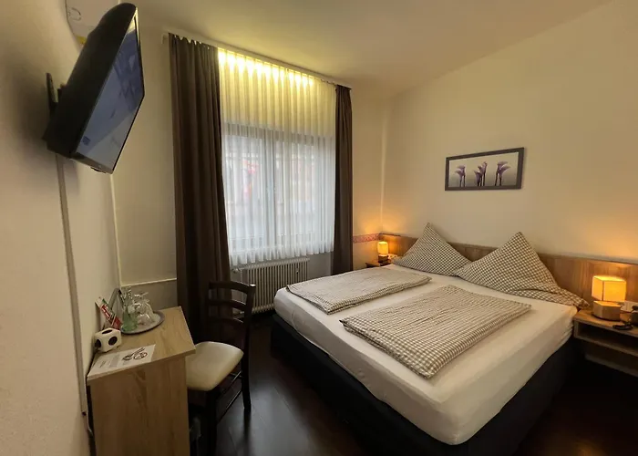 Hotel Hüttl - Garni 3*