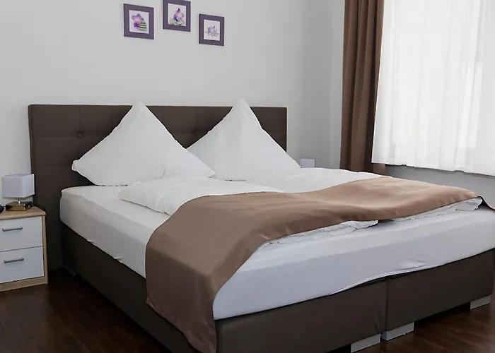 Hotel Hüttl - Garni