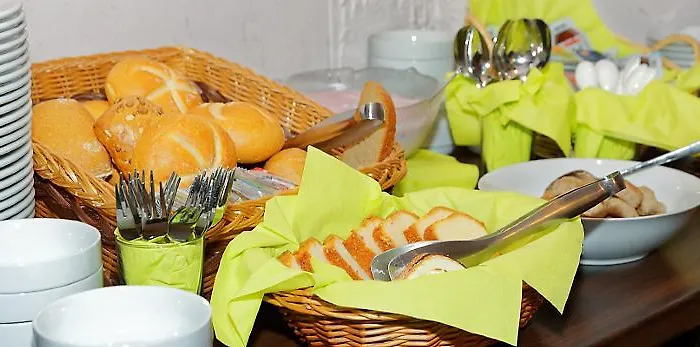 Hüttl - Garni Hotel Worms